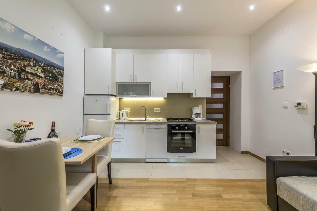 Apartment Bartol Zagreb Buitenkant foto